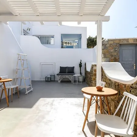 Mykonos Supreme Comfort & Apartment *