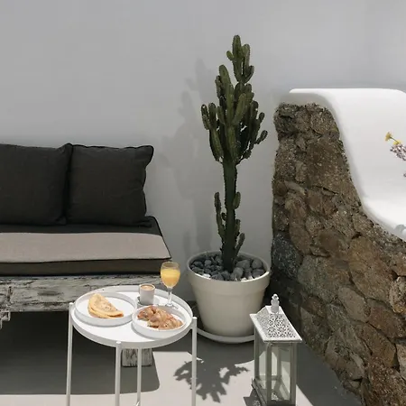 Mykonos Supreme Comfort & Apartment