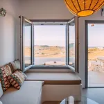 Mykonos Supreme Comfort & * Καλαφάτη