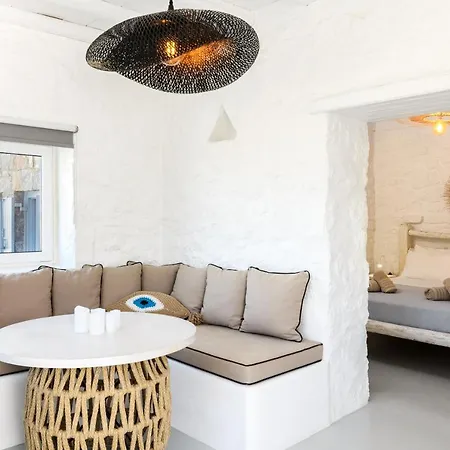 Mykonos Supreme Comfort & كالافاتيس