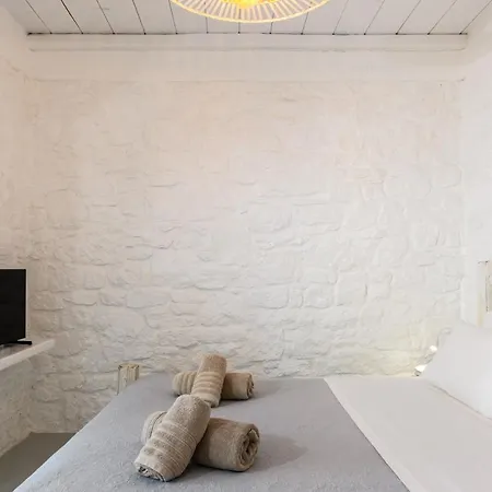 Mykonos Supreme Comfort & * Калафатис