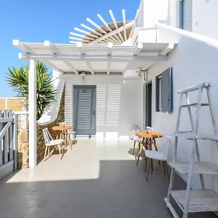 Mykonos Supreme Comfort & Appartamento Kalafatis