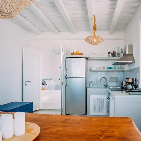 Mykonos Supreme Comfort & Apartament Kalafati