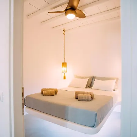 Mykonos Supreme Comfort & Apartament *