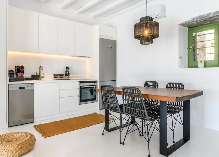 Mykonos Supreme Comfort Suites&villas